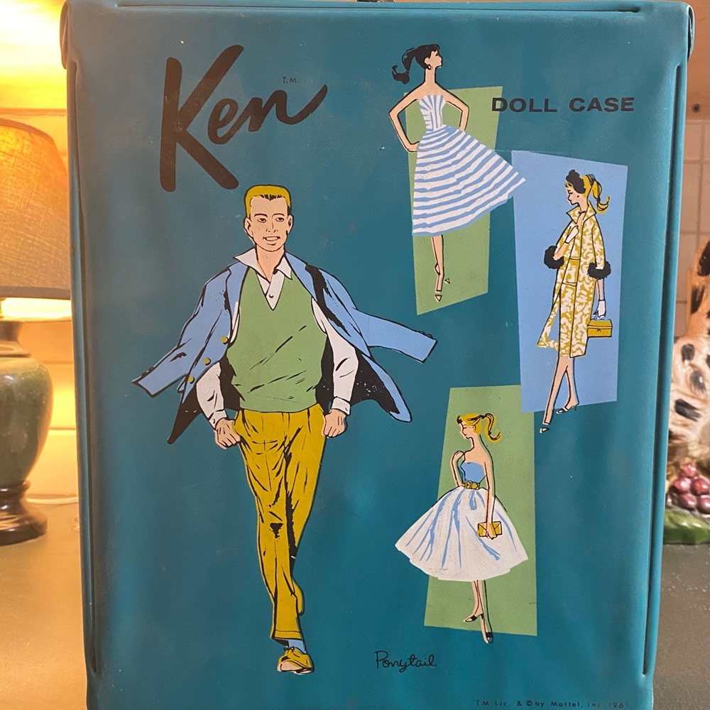 Vintage Ken Doll Turquoise Ponytail Case by Mattell from 1961.